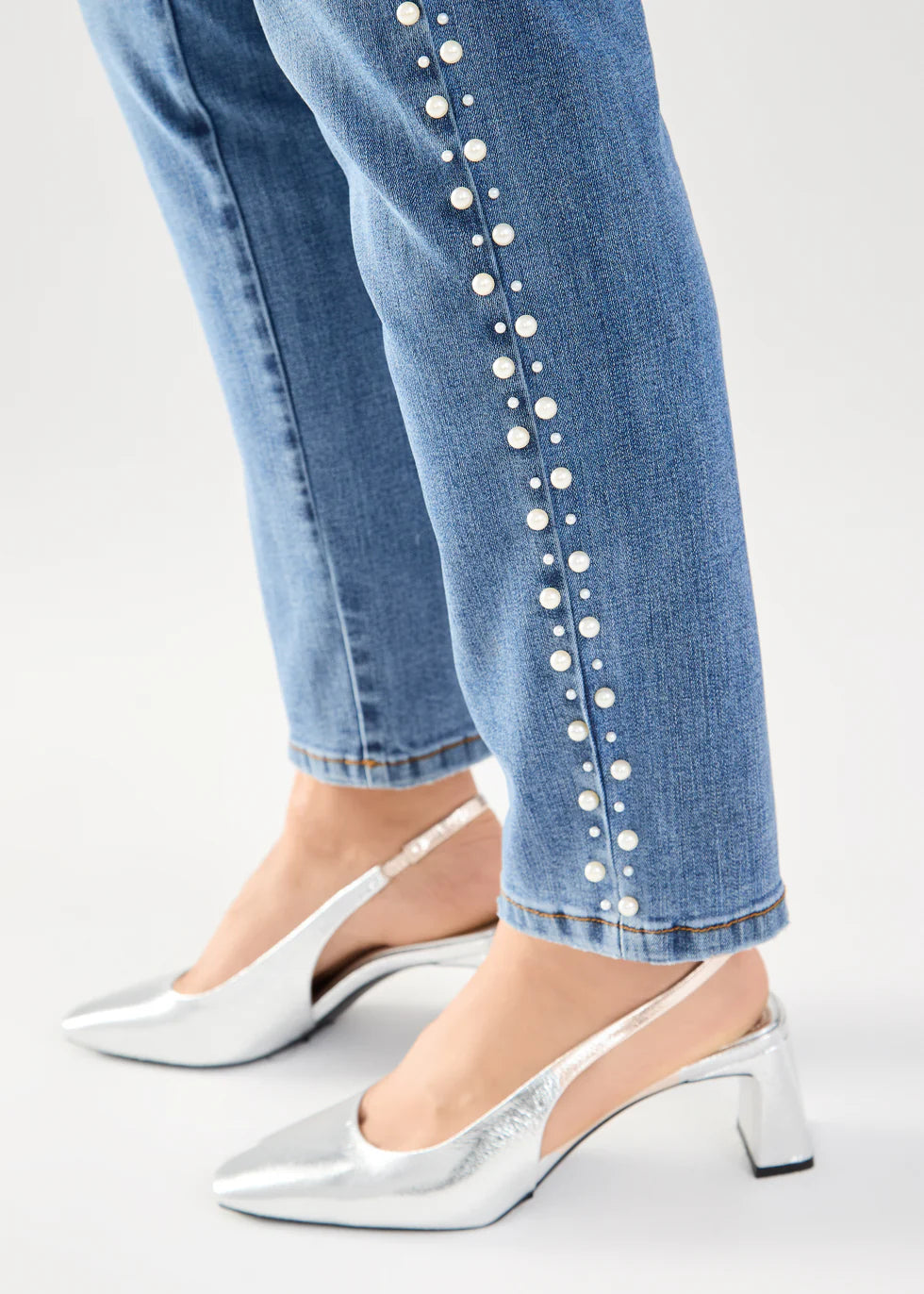 DARK PULL ON PENCIL ANKLE JEAN