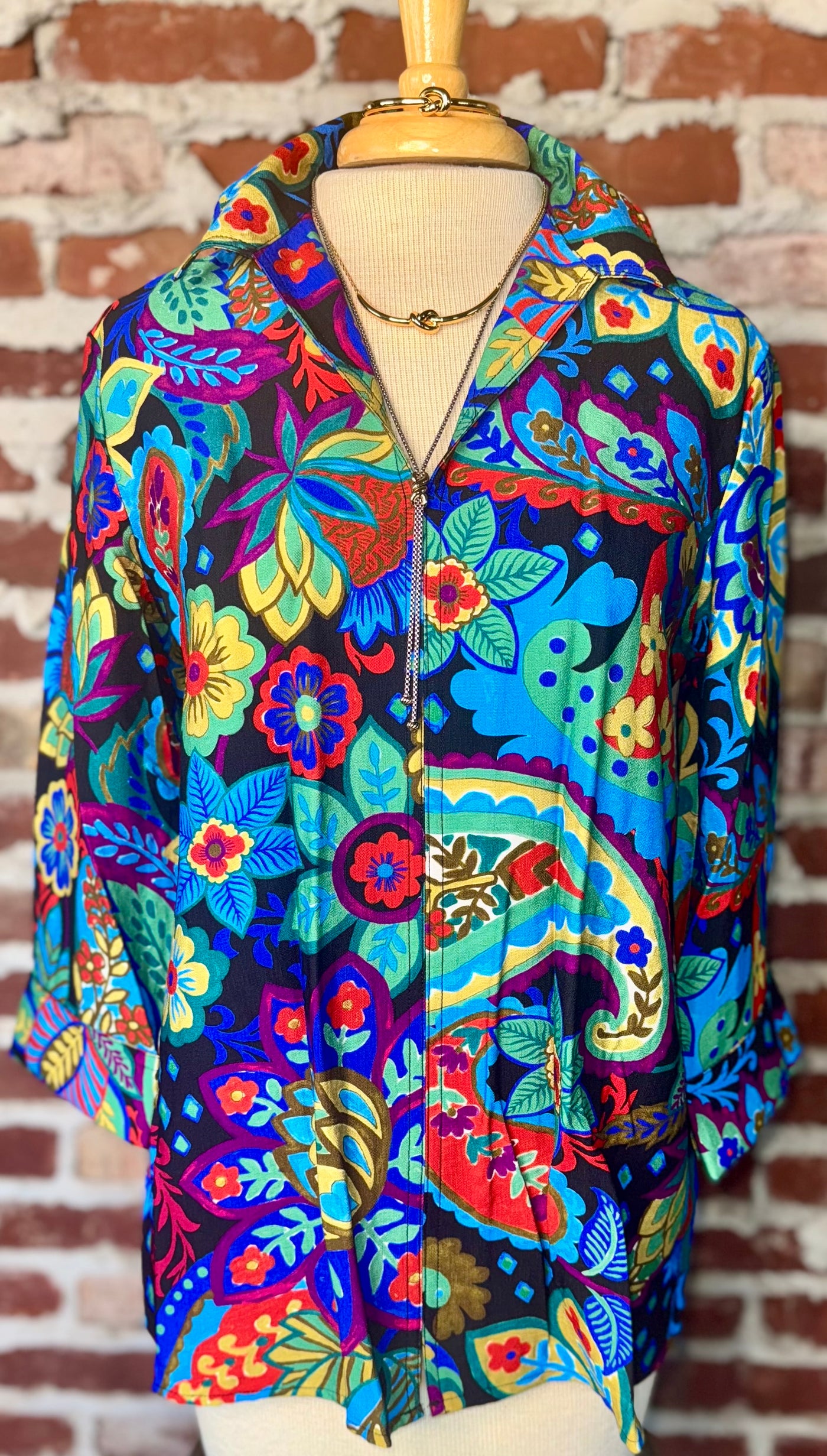 WOVEN POPOVER, POINT COLLAR