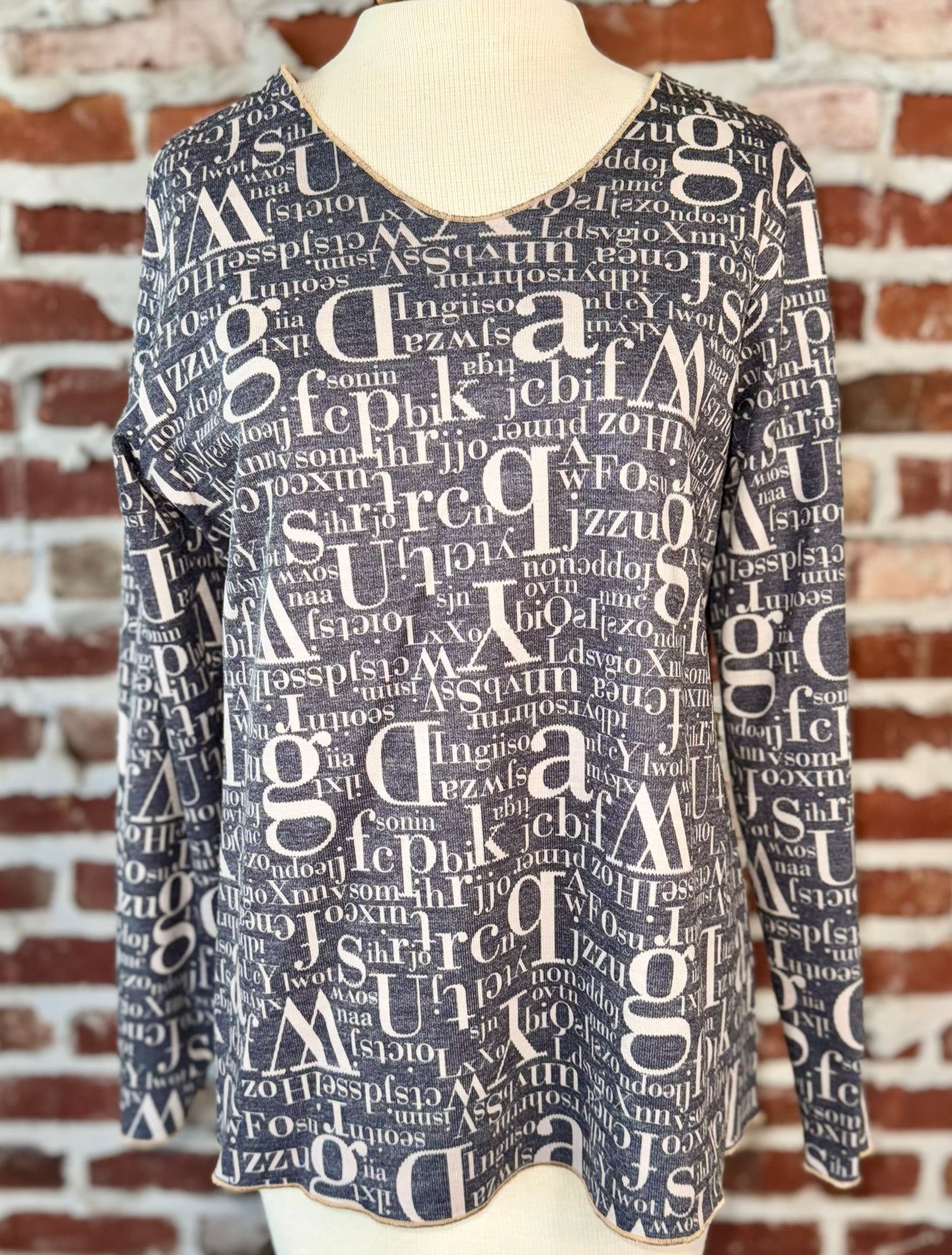 REVERSIBLE PRINTED KNIT POPOVER TUNIC