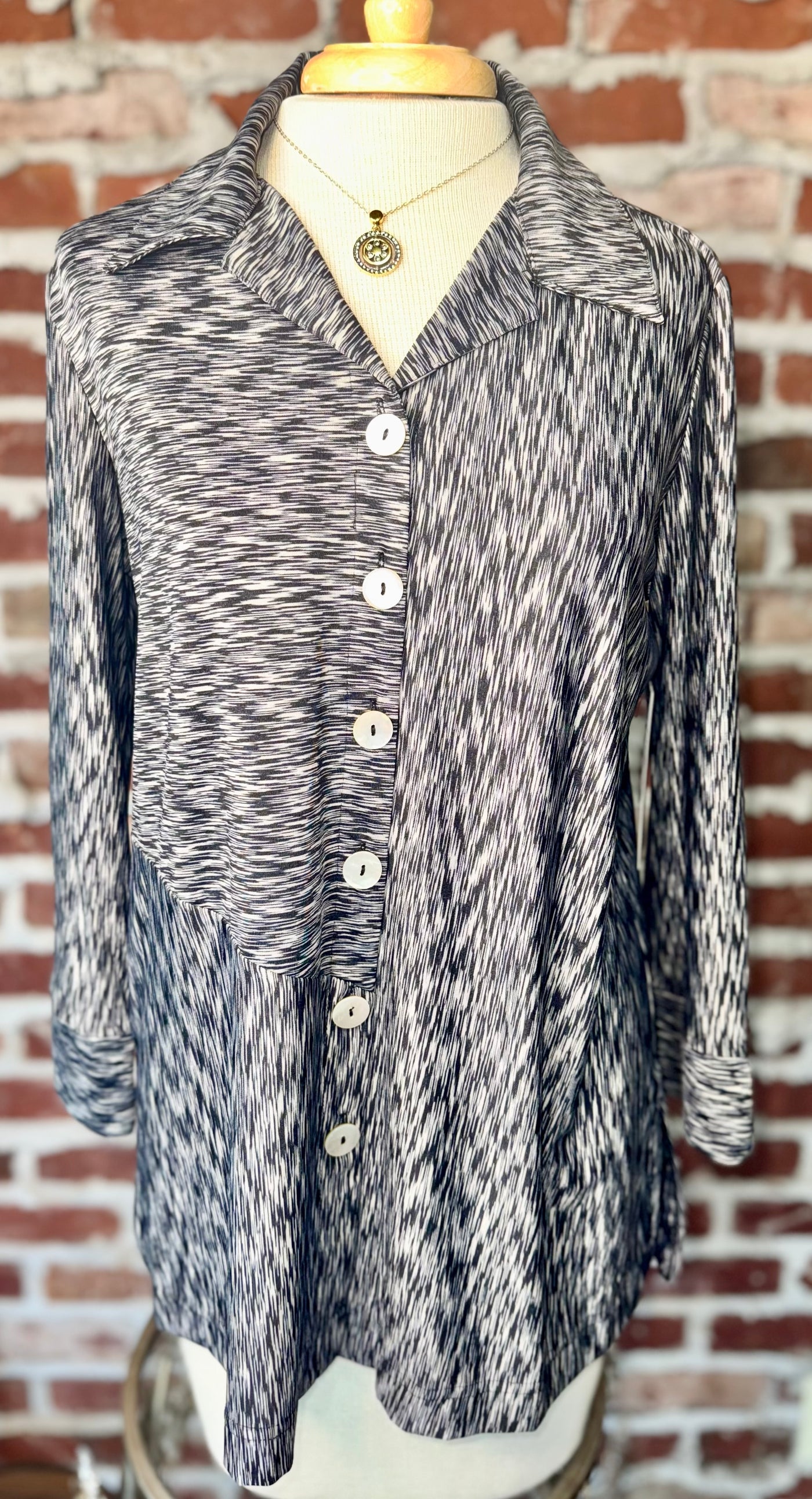 KNIT BUTTON FRONT BLOUSE