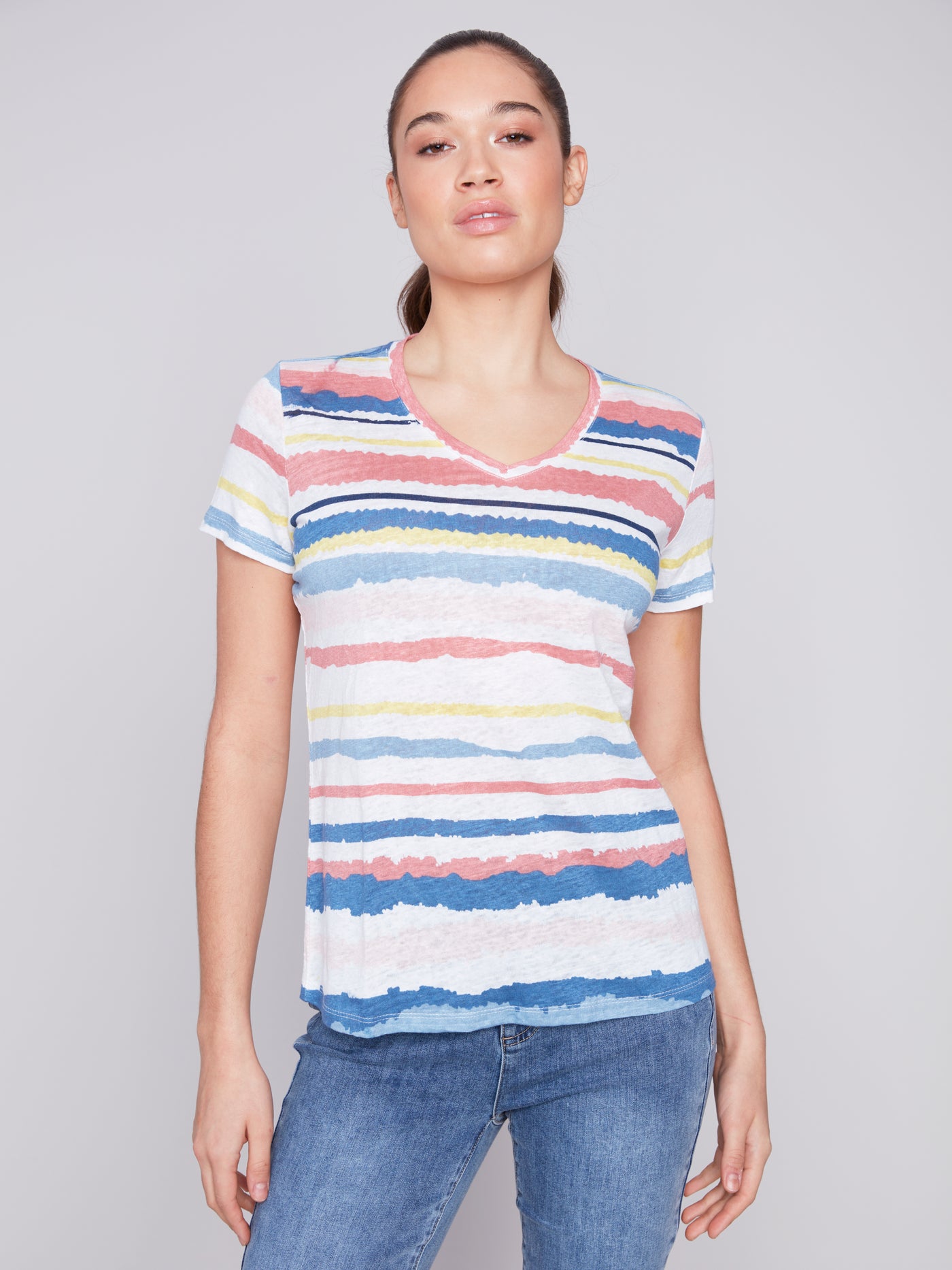 V-Neck T-Shirt in Pastel