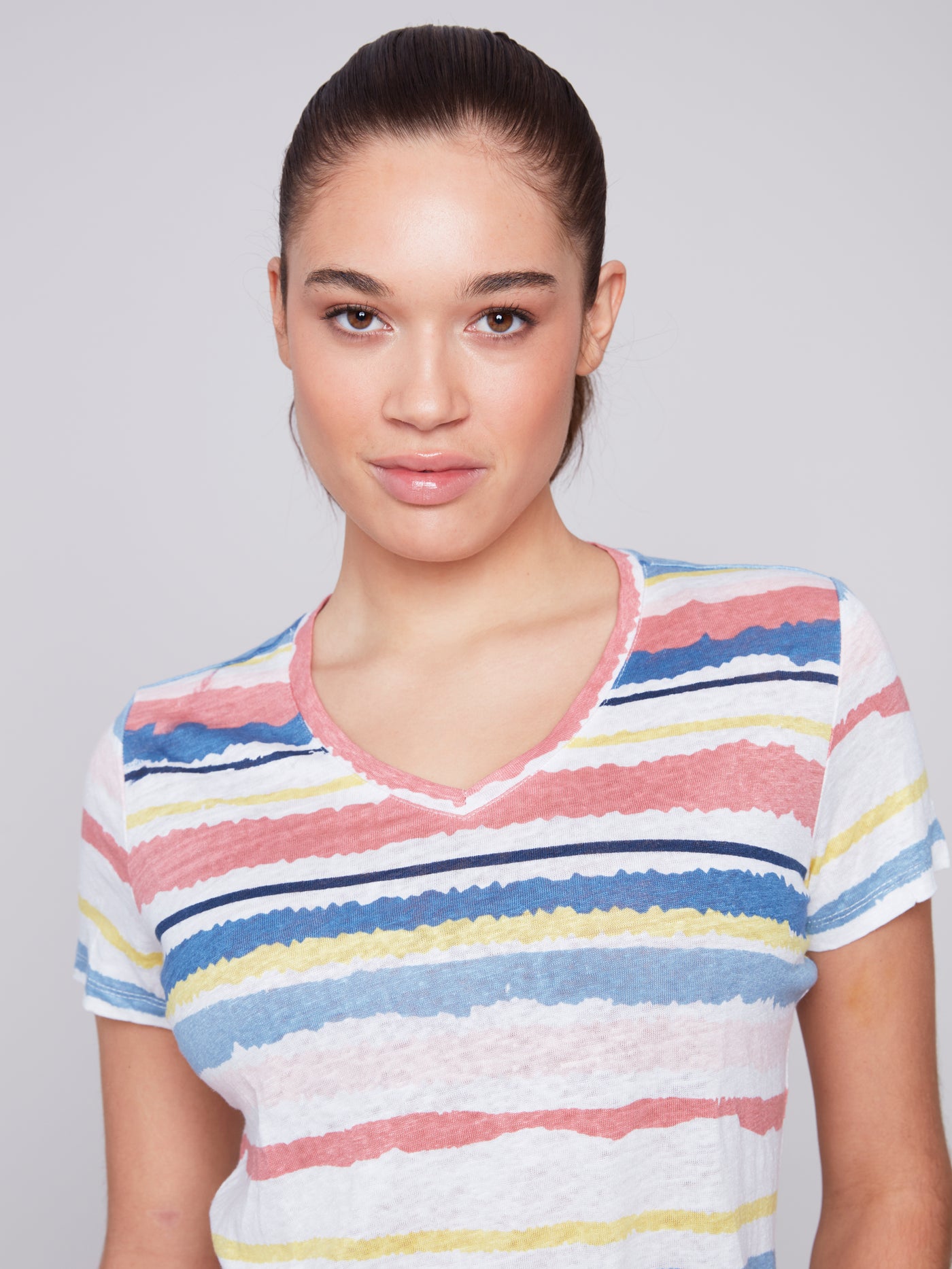 V-Neck T-Shirt in Pastel