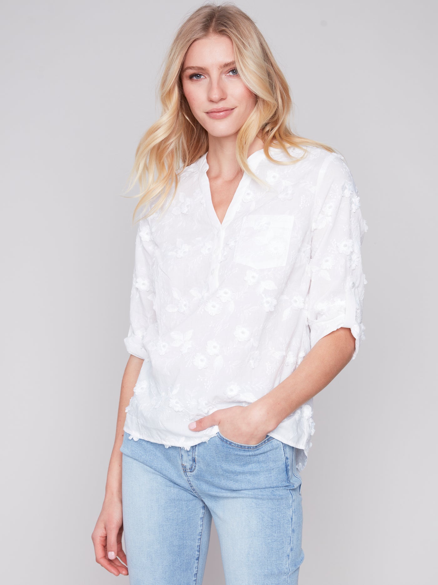 Blouse with Embroidery Fabric in Blanc White