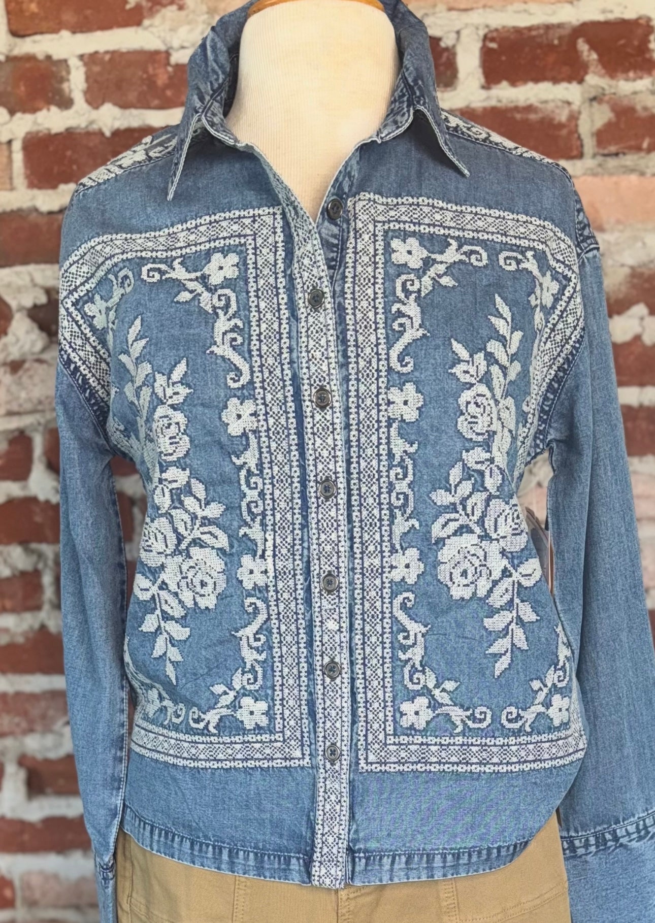 BTTN FRNT LYOCELL SHIRT