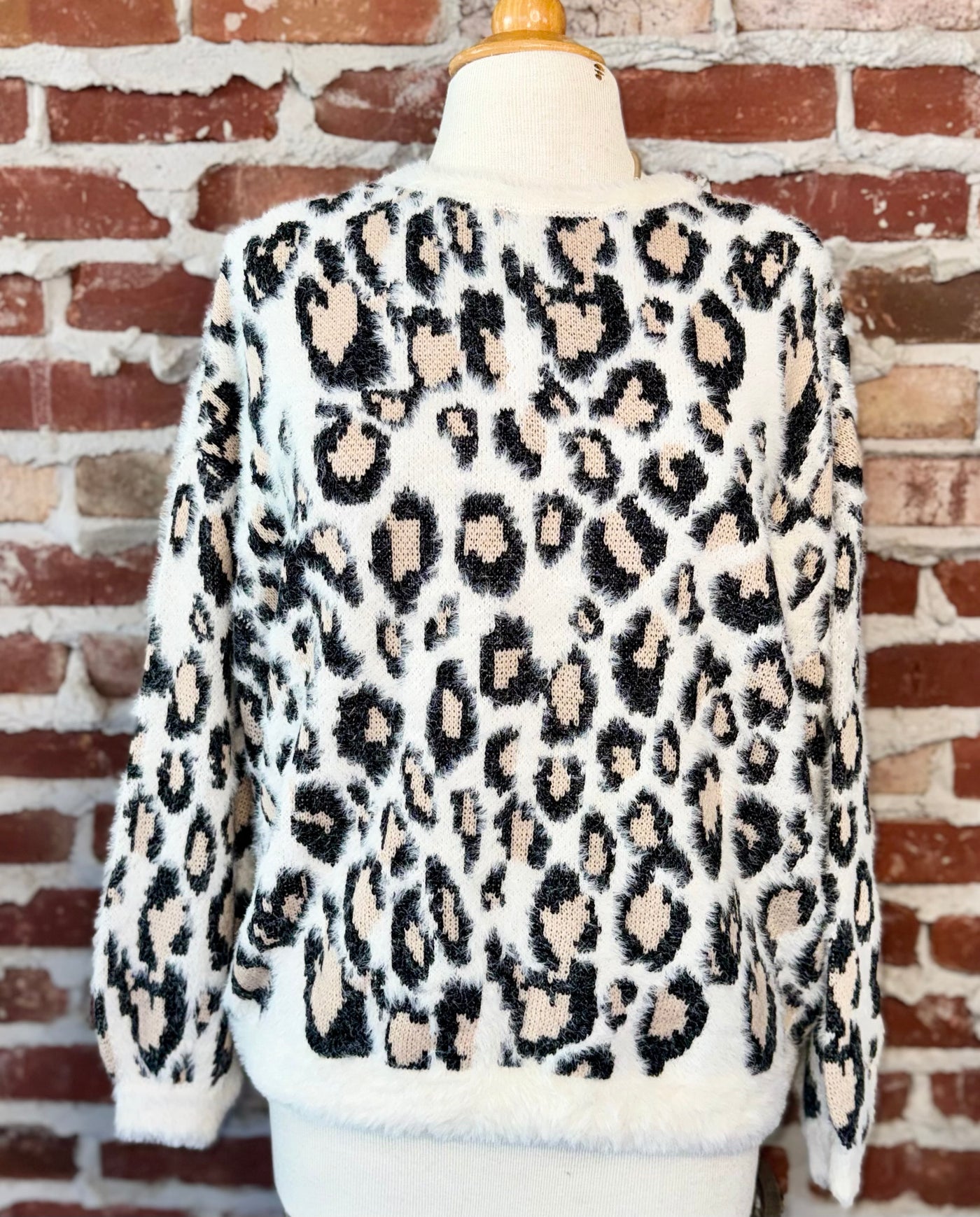 KNIT ANIMAL PRINT SWEATER