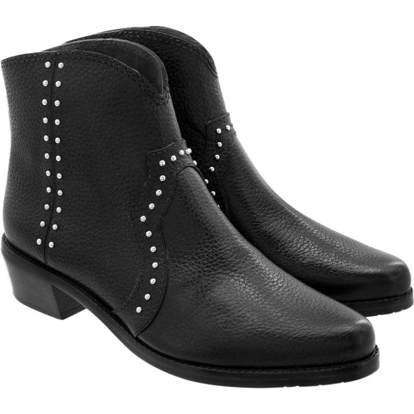 Wonder Boot in black